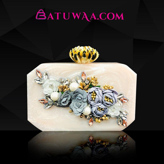 Floral Elegance Beige Blossom Clutch - Batuwaa