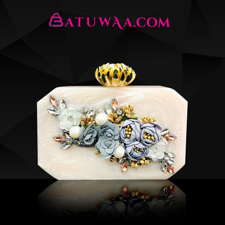 Floral Elegance Beige Blossom Clutch - Batuwaa